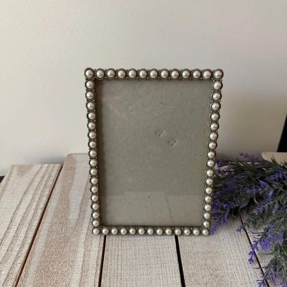 Silver Toned Metal Picture Frame